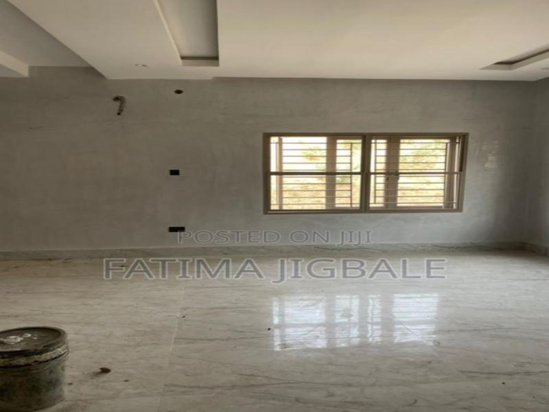 5 Bedroom Terrace Duplex